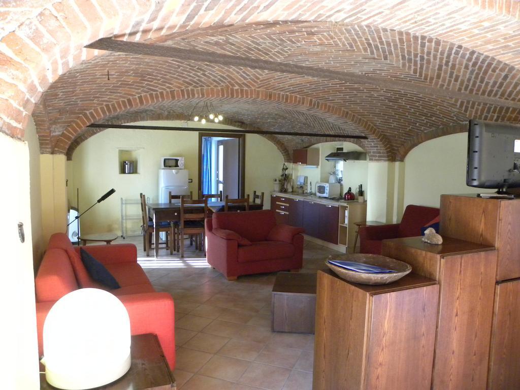 Suno Agriturismo Fano'S Farm الغرفة الصورة