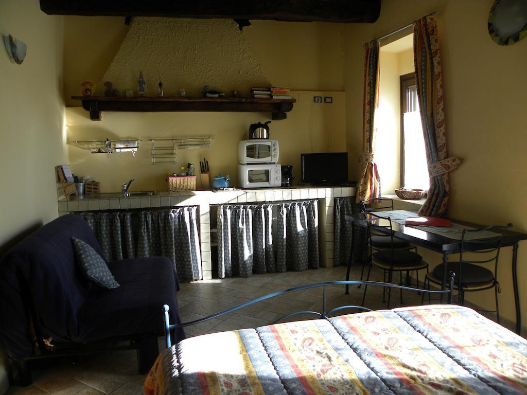 Suno Agriturismo Fano'S Farm الغرفة الصورة